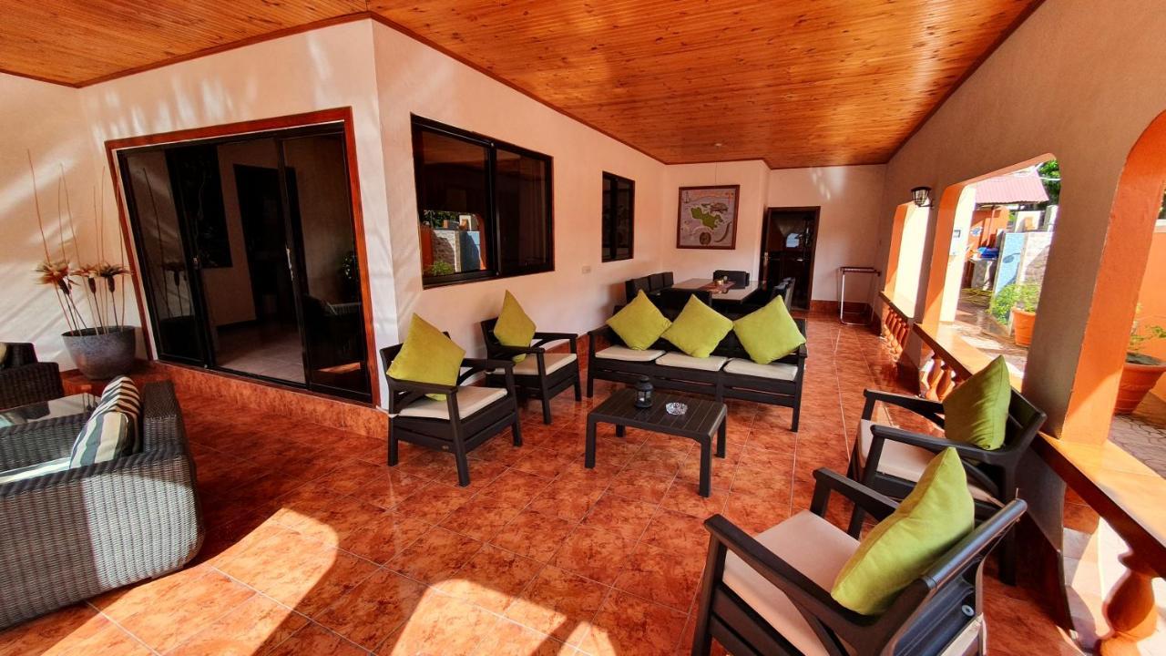 Villa Milou Baie Sainte Anne Екстериор снимка
